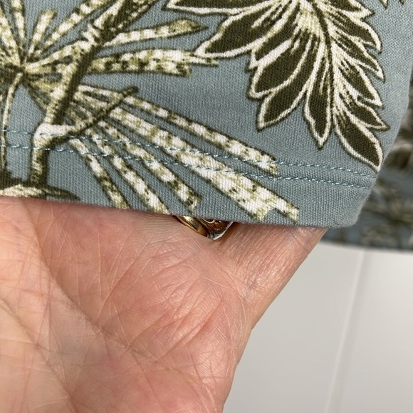 J. Jill Womens Top Dusty Blue/Green S 3/4 Sleeves Pullover Button Details Floral - Picture 5 of 13